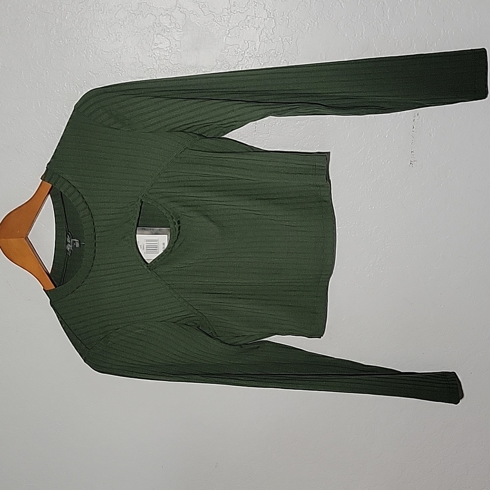 LILLY ROSE Small Ribbed Olive Crop
